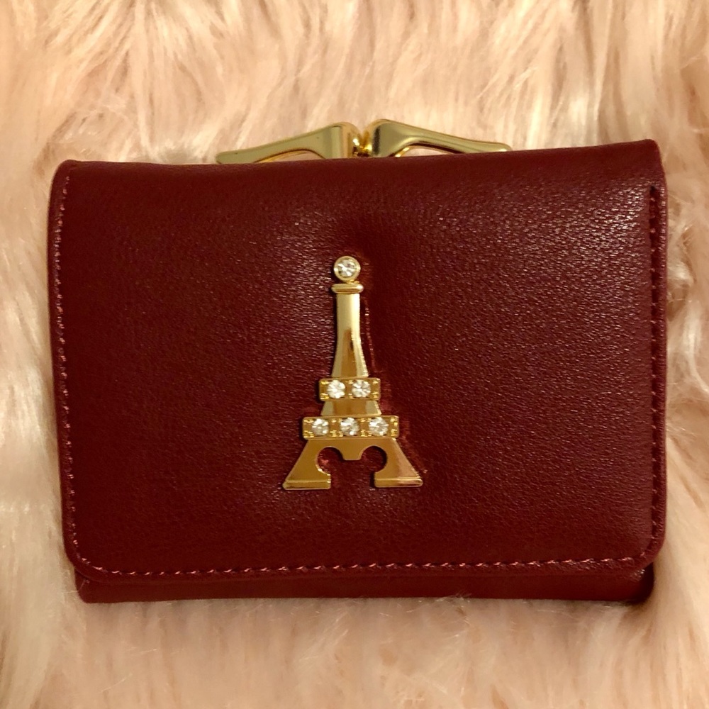 Small leather bifold wallet